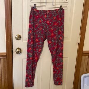 LuLaRoe Leggings Tall & Curvy NWOT